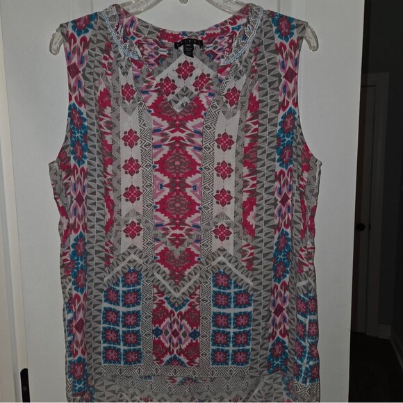 Tribal Beaded Neckline Boho Sleeveless Blouse - Picture 7 of 12